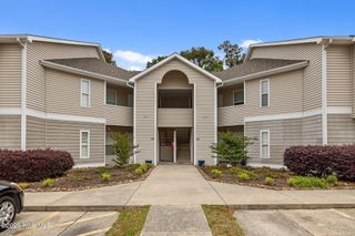 424 Commerce Avenue B, Morehead City, NC 28557