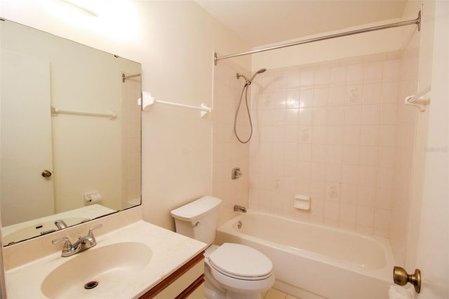 25068 HARBORVIEW ROAD 3D, Punta Gorda, FL 33980