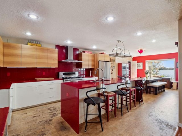 894 W LAKE HOLDEN POINT, Orlando, FL 32805