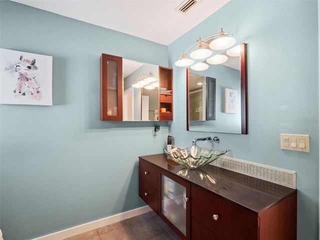 894 W LAKE HOLDEN POINT, Orlando, FL 32805