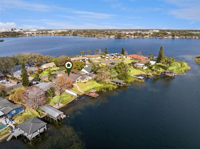 894 W LAKE HOLDEN POINT, Orlando, FL 32805