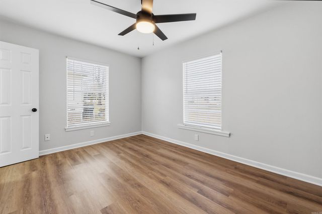 1605 Carolyn St, Jacksonville, AR 72076