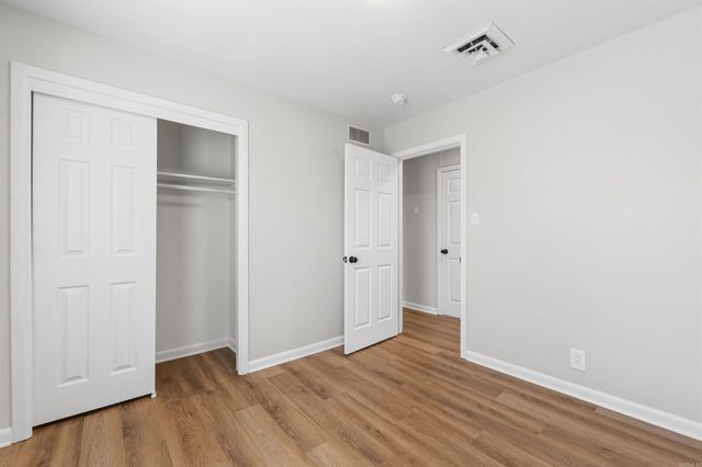 1605 Carolyn St, Jacksonville, AR 72076