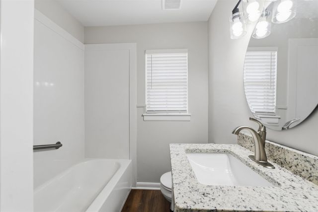 1605 Carolyn St, Jacksonville, AR 72076