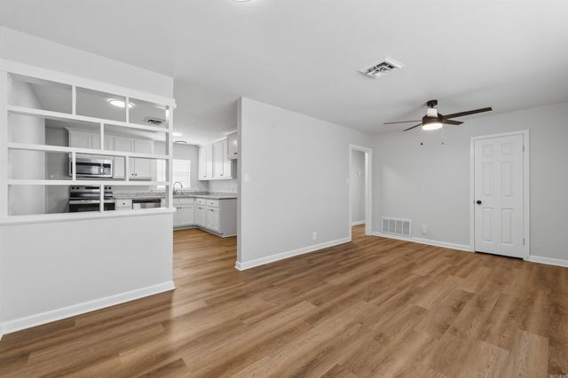 1605 Carolyn St, Jacksonville, AR 72076