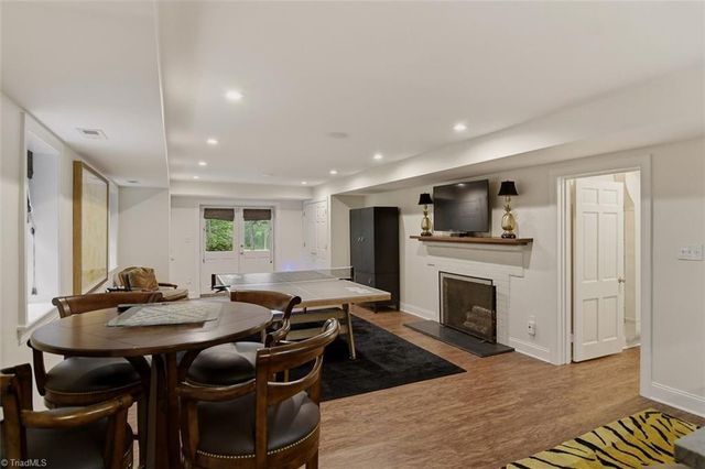 756 N Pine Valley Road, Winston-salem, NC 27106