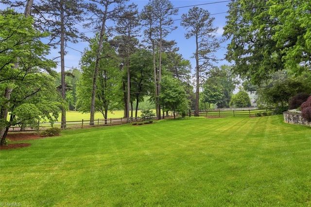 756 N Pine Valley Road, Winston-salem, NC 27106