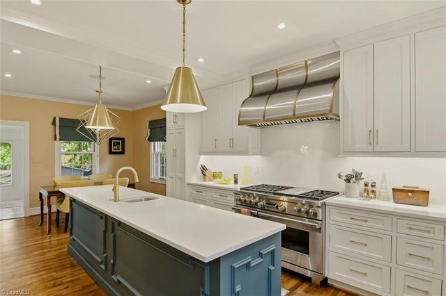 756 N Pine Valley Road, Winston-salem, NC 27106