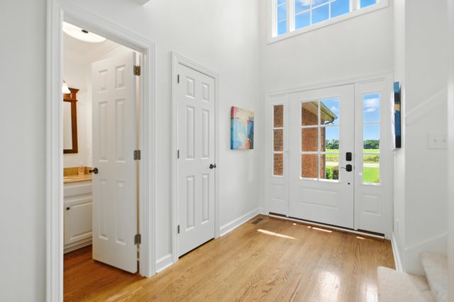 208 Loop Dr, Winchester, TN 37398