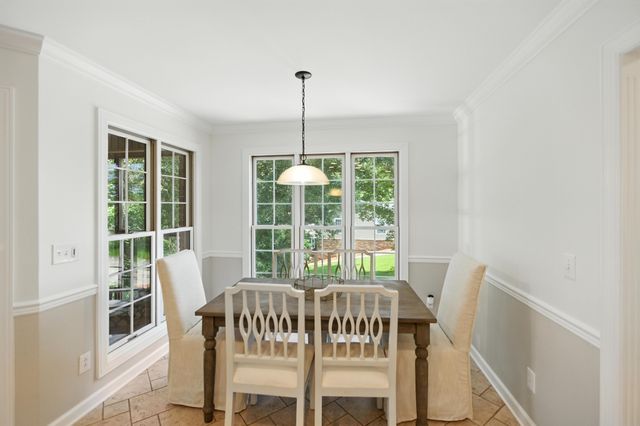 208 Loop Dr, Winchester, TN 37398