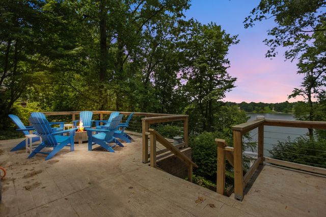 208 Loop Dr, Winchester, TN 37398