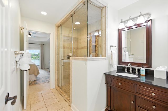 208 Loop Dr, Winchester, TN 37398