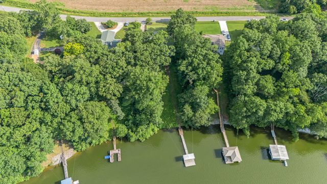 208 Loop Dr, Winchester, TN 37398