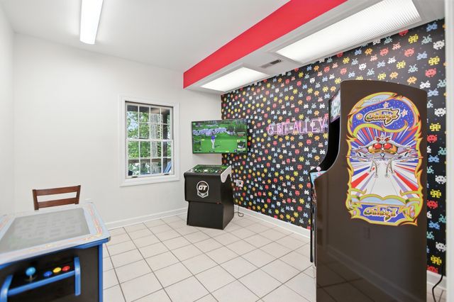 208 Loop Dr, Winchester, TN 37398