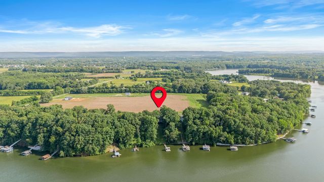 208 Loop Dr, Winchester, TN 37398