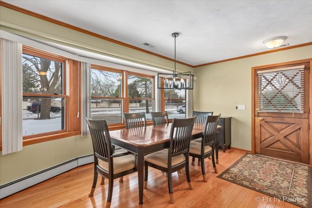 123 Dundee Avenue, East Dundee, IL 60118