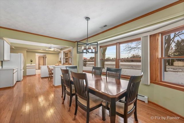 123 Dundee Avenue, East Dundee, IL 60118