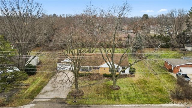 123 Dundee Avenue, East Dundee, IL 60118