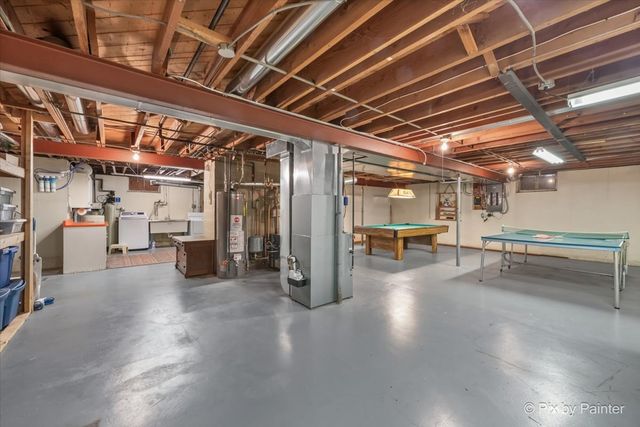 123 Dundee Avenue, East Dundee, IL 60118