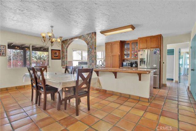 7165 Lyons Avenue, Hesperia, CA 92345