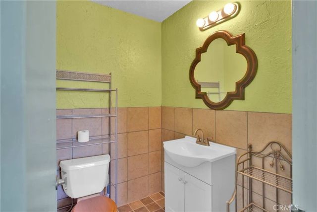 7165 Lyons Avenue, Hesperia, CA 92345