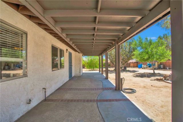 7165 Lyons Avenue, Hesperia, CA 92345