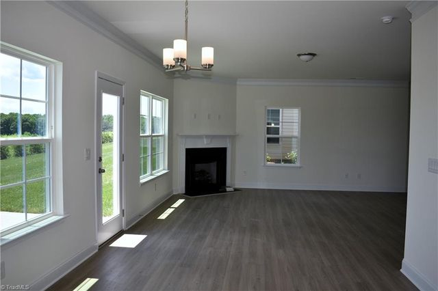 2927 Flat Rock Drive, Winston-salem, NC 27127