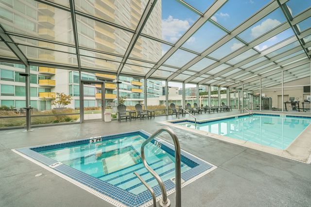 1720 MAPLE Avenue 1260, Evanston, IL 60201