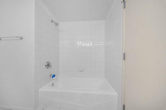 1720 MAPLE Avenue 1260, Evanston, IL 60201