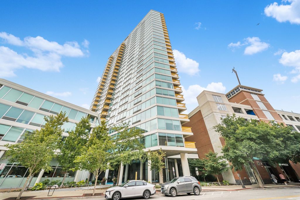 1720 MAPLE Avenue 1260, Evanston, IL 60201
