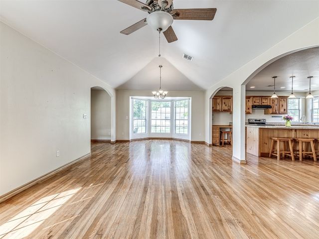 20961 Holden Street, Harrah, OK 73045