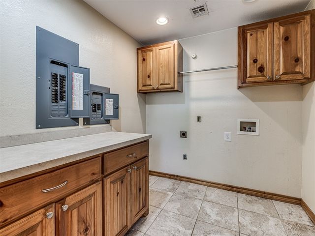 20961 Holden Street, Harrah, OK 73045