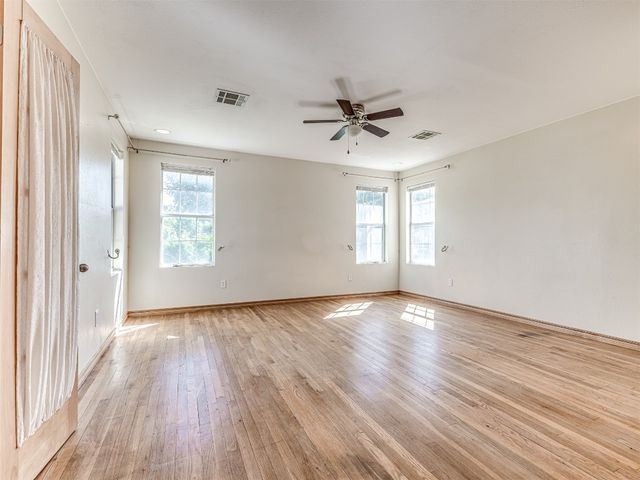 20961 Holden Street, Harrah, OK 73045