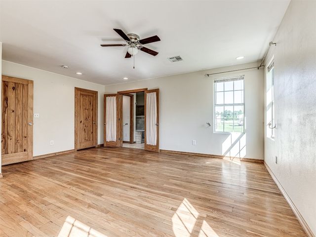 20961 Holden Street, Harrah, OK 73045