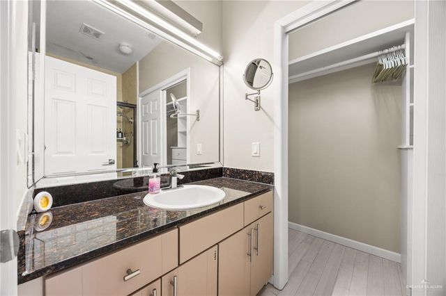 813 Travis Street 315, Mission, TX 78572