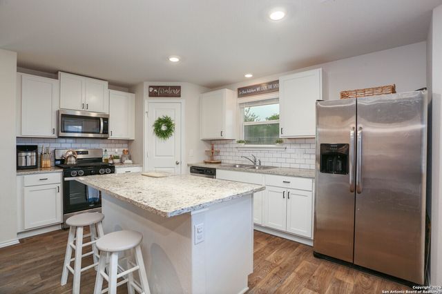 1018 Andean Emerald, San Antonio, TX 78253