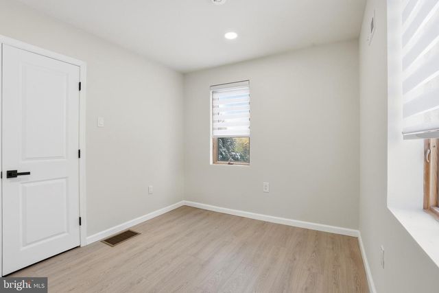 2480 DALE RD, Huntingdon Valley, PA 19006