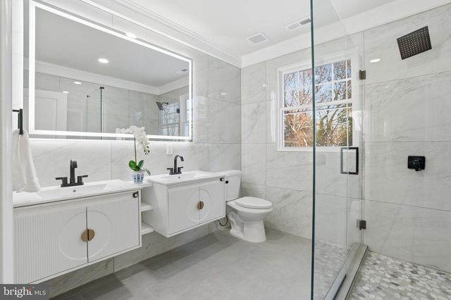 2480 DALE RD, Huntingdon Valley, PA 19006