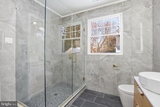 2480 DALE RD, Huntingdon Valley, PA 19006