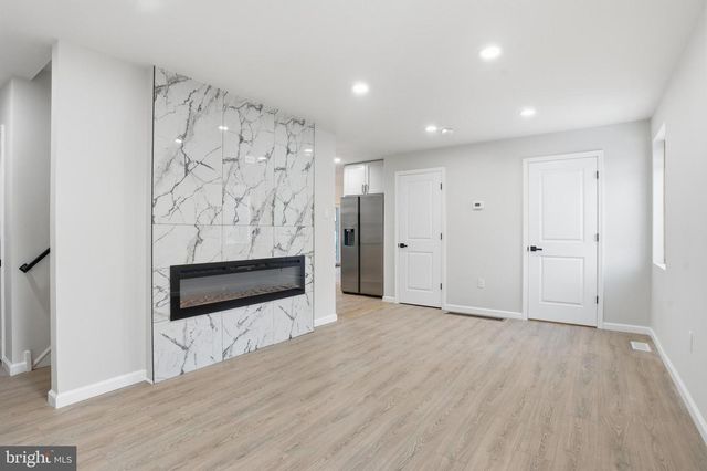 2480 DALE RD, Huntingdon Valley, PA 19006