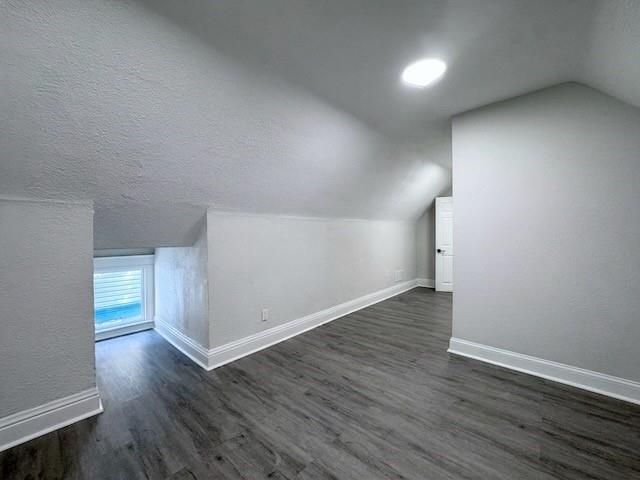 1219 E 41st Street, Kansas City, MO 64110
