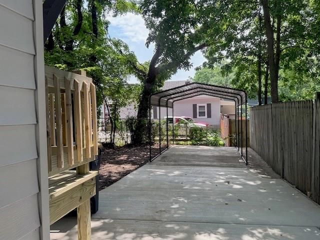 1219 E 41st Street, Kansas City, MO 64110