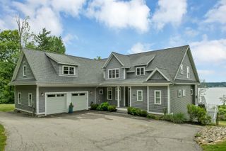 298A Dover Point Road, Dover, NH 03820