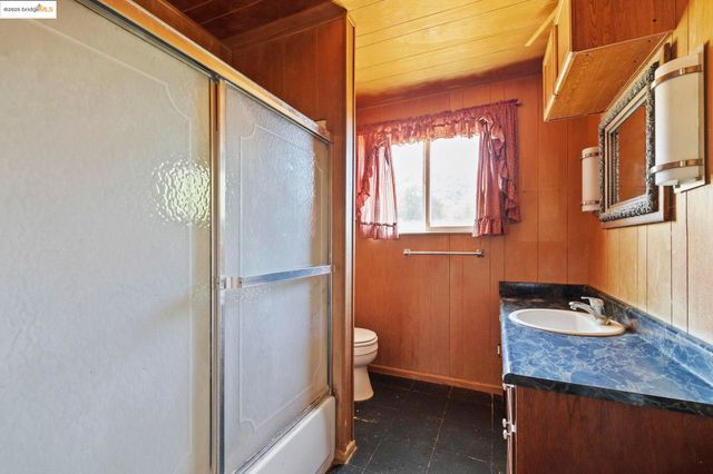 10297 Pine St, Coulterville, CA 95311