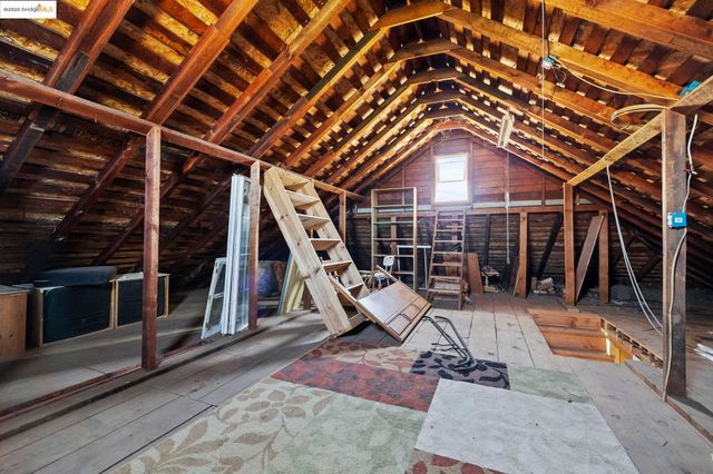 10297 Pine St, Coulterville, CA 95311