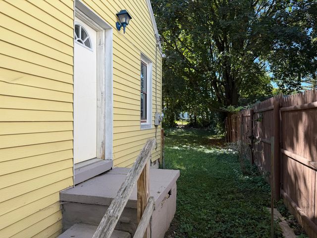 907 E Rose Street 907 E Rose Street, Springfield, OH 45505