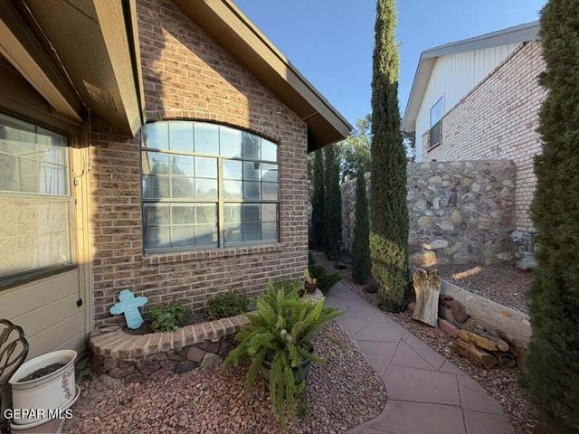 505 ANASAZI Court, El Paso, TX 79912
