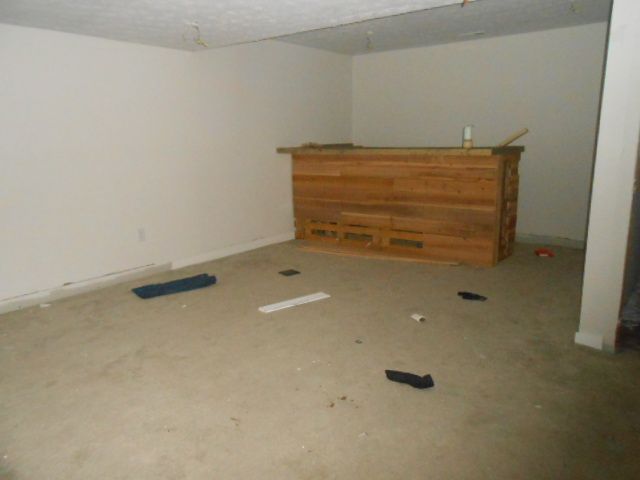 3198 White Ash Drive, Bethel Twp, OH 45371