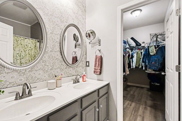 23 Abington Street C, Valparaiso, IN 46385