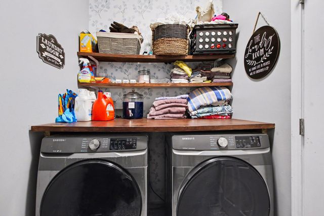 23 Abington Street C, Valparaiso, IN 46385